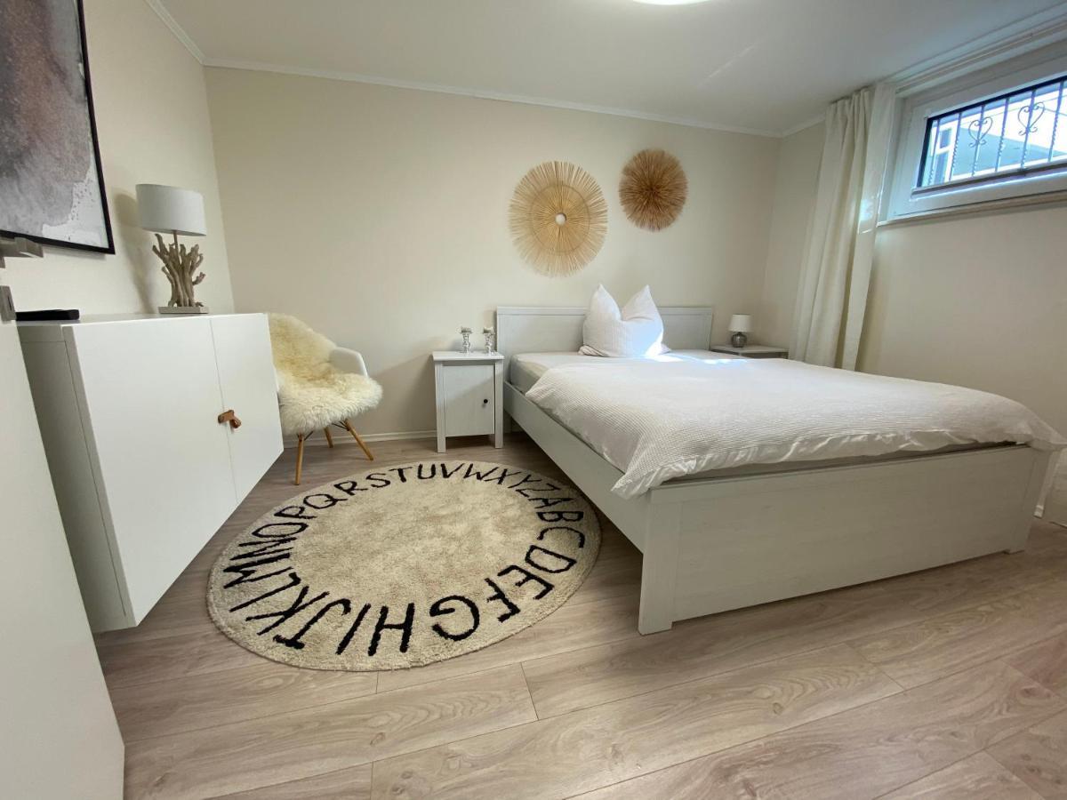 Stylische Wohnung In Ruhiger Lage, Sehr Messenah Laatzen Esterno foto